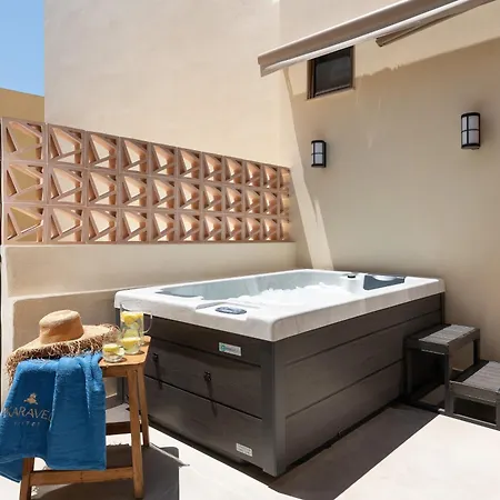 Aparthotel Karavel - Old Town Boutique 4*