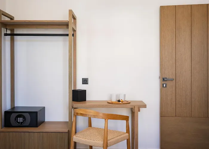 Karavel - Old Town Boutique 4*