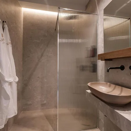 Aparthotel Karavel - Old Town Boutique *